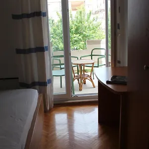 https://soba-dejan.hotelinzadar.com